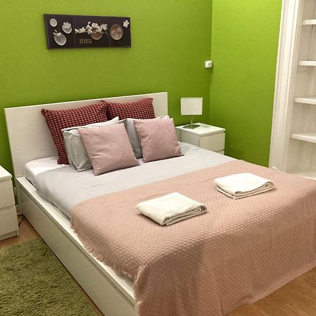 Lisbon T2 Apartment In Typical Villa In Sapadores リスボン エクステリア 写真